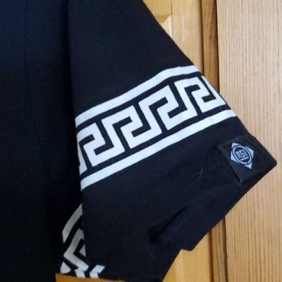 RISE AS 1NE Graphic Young Savage Crew Neck Short Sleeve Sz M T-shirt - Picture 4 of 13